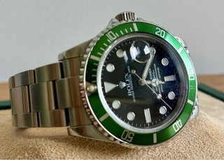 Rolex Submariner Date 16610LV Flat Four
