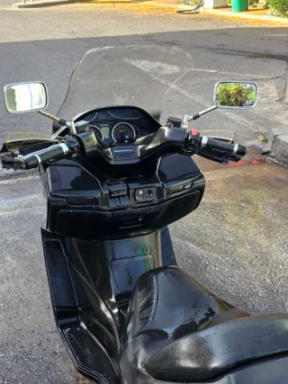 Cambio por 125 o vendo Suzuki Burgman 400
