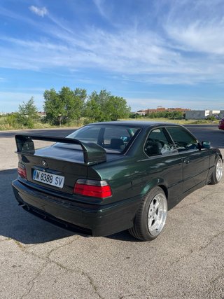 BMW 318is coupé