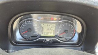 Suzuki Maxi Scooter Blanca