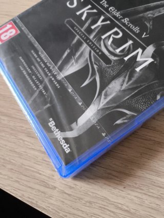 Juego PS4 Skyrim Special Edition Nuevo