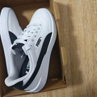 Puma sneakers bianche e nere taglia 35.5 nuove
