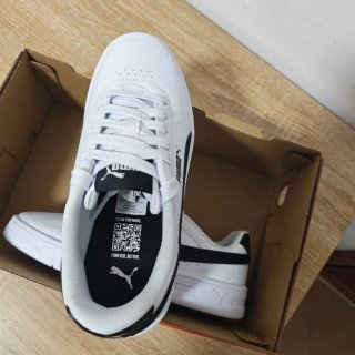 Puma sneakers bianche e nere taglia 35.5 nuove