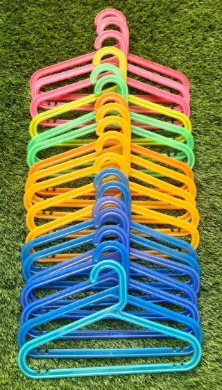 Lote 45 Perchas Plástico Colores