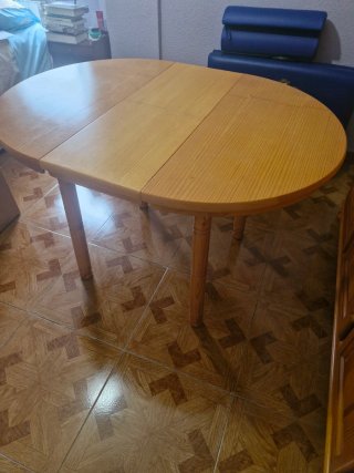 Mesa de comedor extensible de madera