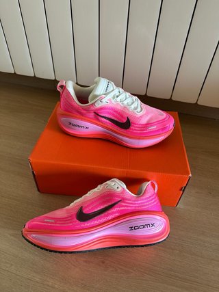 Zapatillas Nike Vomero 18 Plus NEW