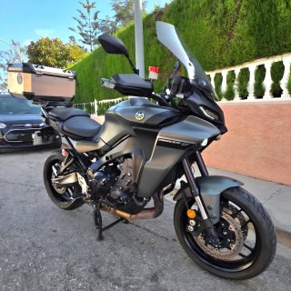Yamaha Tracer 9 Negra/Gris