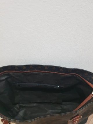 Bolso de mano italiano de cuero