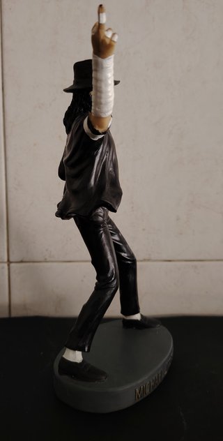 Statuina Michael Jackson 18 cm