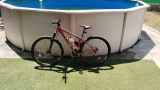 Bicicleta de montaña roja Racer 290 F0