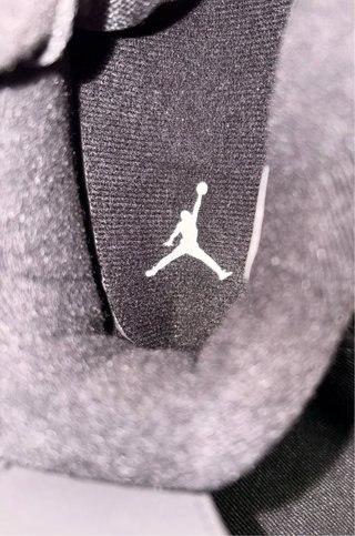 Air Jordan 4 Retro Black Cat