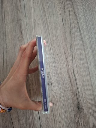 CD "Anggun" di Anggun