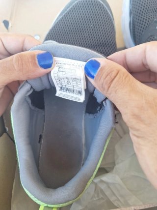 Zapatillas Kalenji grises y verdes