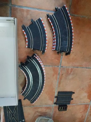 Scalextric Compact GT 1:43