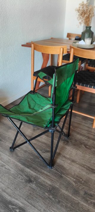 Silla de camping plegable verde