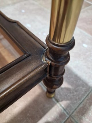 Mesa centro clásica de cristal madera y metal