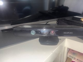 Xbox 360 con Kinect y Mando