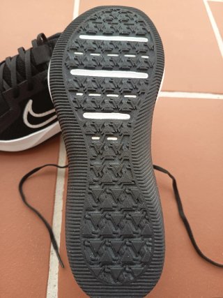 Zapatillas Nike Negras y Blancas