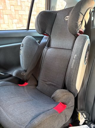 Silla de coche gris SMAGIC-FIX