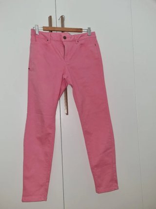 Pantalón rosa Zara