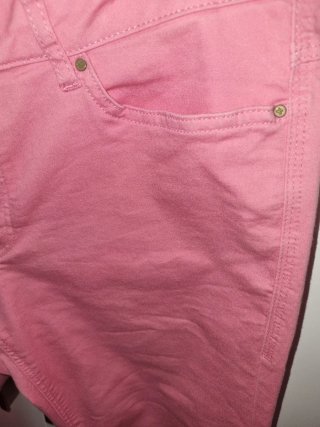 Pantalón rosa Zara