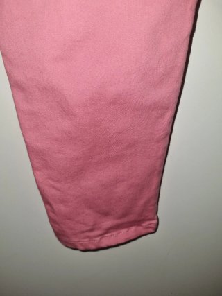 Pantalón rosa Zara