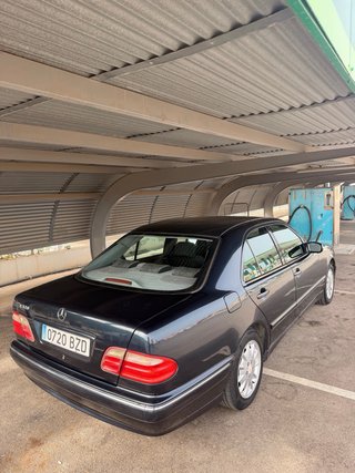 Mercedes-Benz Clase E 2000