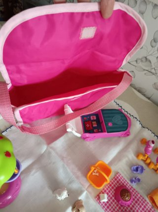 Juguetes Barbie: Picnic, Tiovivo y Perro