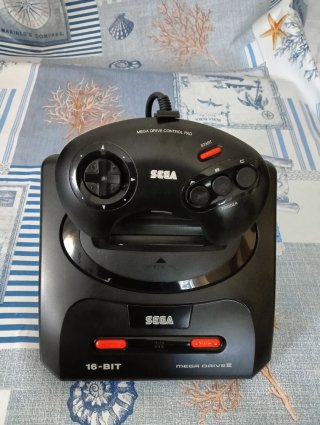 Soporte Exposición Sega Mega Drive 2