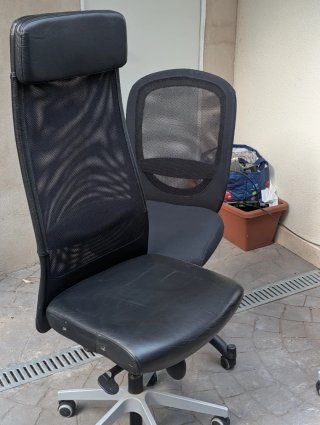 Sillas de oficina negras (4 unidades)