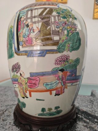 Jarrones de porcelana china con base de madera