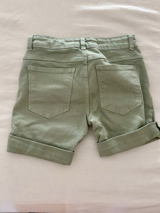 Pantalones cortos niño verde