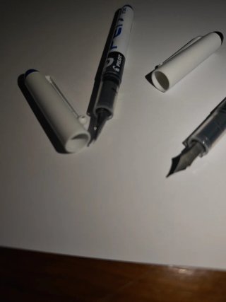 2 Plumas Pilot V-Pen NUEVAS SIN USAR