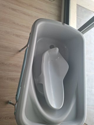 Bañera para bebé con soporte
