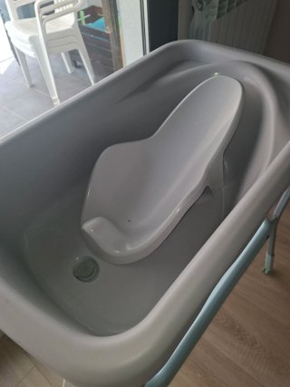 Bañera para bebé con soporte