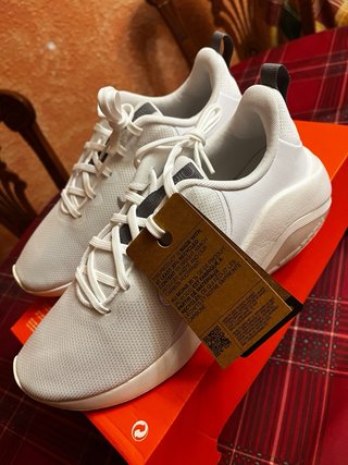 Nike Air Zoom Bella 7 - Zapatillas Deportivas