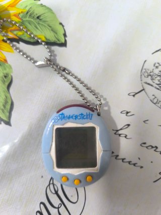 2 Tamagotchi Bandai Azul y Verde