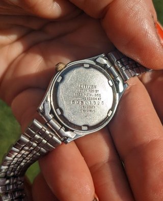 Reloj Vintage Citizen Quartz Day-Date Bicolor 1986
