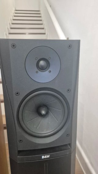 Pareja Altavoces B&W DM305