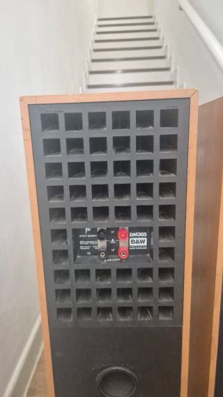 Pareja Altavoces B&W DM305