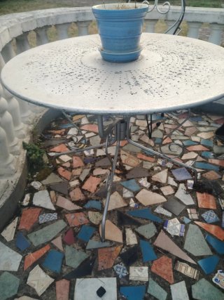 Conjunto mesa, 2 sillas y banco para restaurar