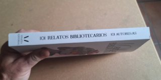 Ciento un relatos bibliotecarios