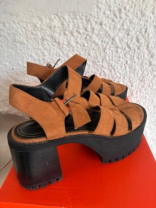 Sandalias Bershka Plataforma Talla 37