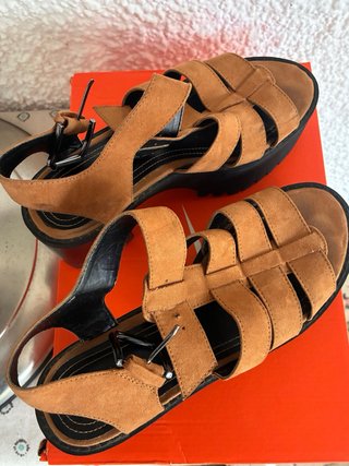 Sandalias Bershka Plataforma Talla 37