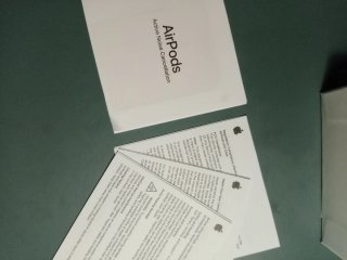 Apple AirPods 4 2025 - con cancellazione rumore
