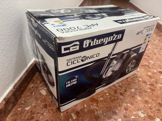 Aspiradora Orbegozo APC 7000 Ciclónica