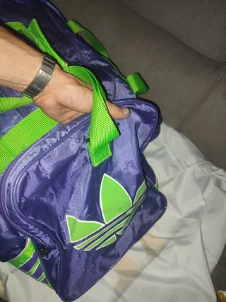 Bolsa deportiva Adidas vintage años 90
