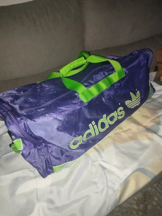 Bolsa deportiva Adidas vintage años 90