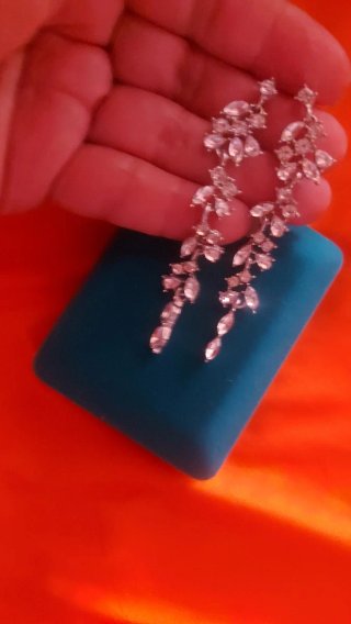 Pendientes largos de fiesta plateados