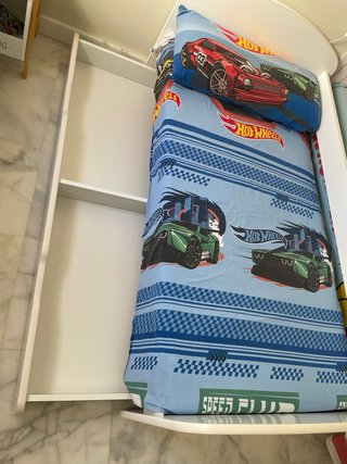 Cama infantil con cajón extraible